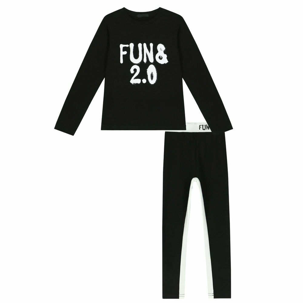 DuoKnit Leggings in Kaleidofly  Black and white leggings, Girls legging  sets, Fun print leggings