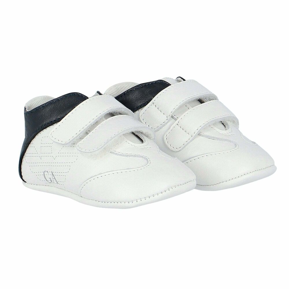 gesloten Maar Bij elkaar passen Emporio Armani Baby Boys White & Navy Logo Pre Walker Shoes | Junior  Couture USA