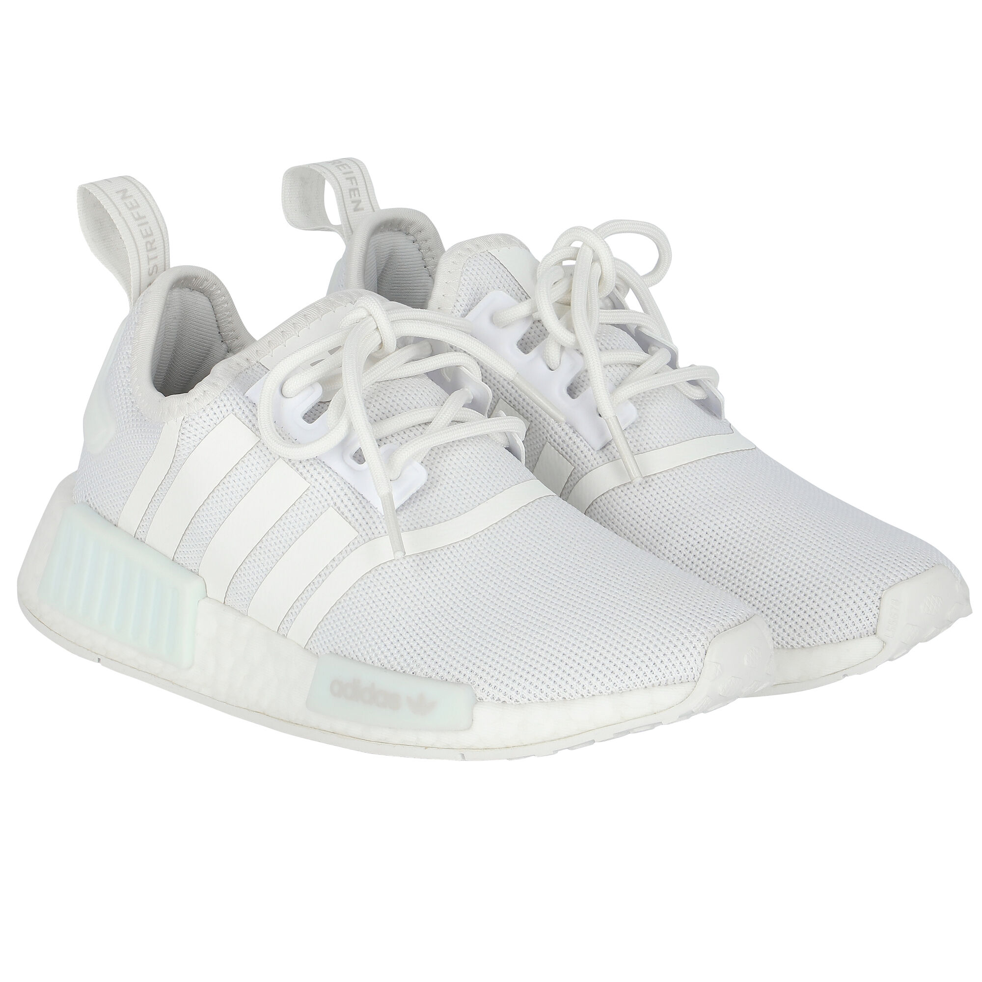 White shoes nmd discount r1